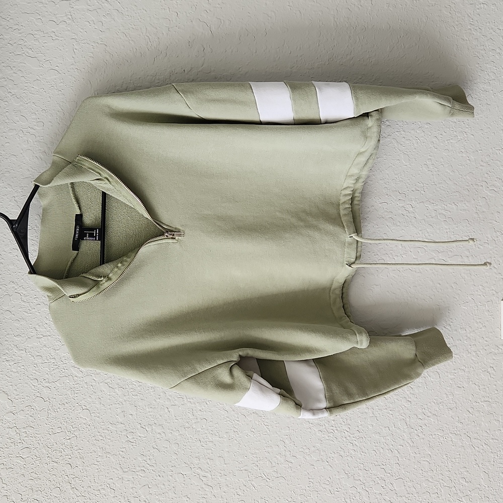 Forever 21 Sweater, Size Small